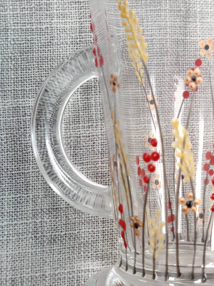 Hand-painted 'Autumn meadow' design Latte Glass