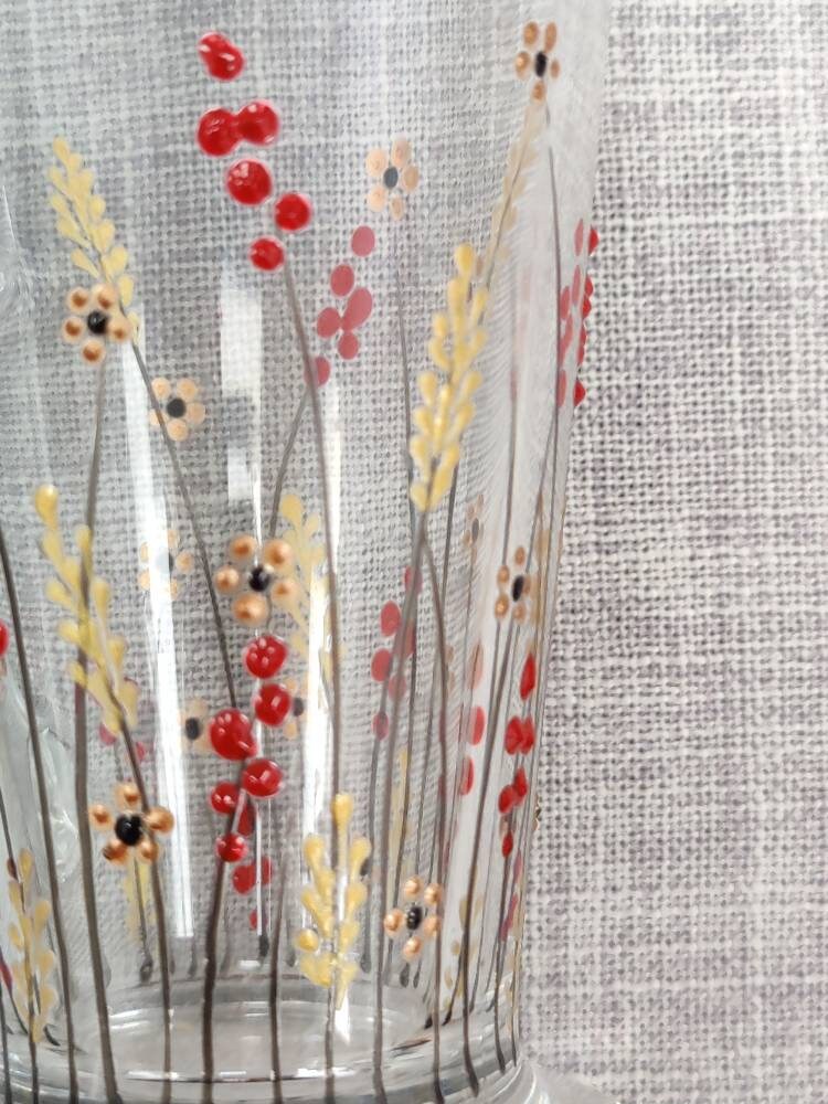 Hand-painted 'Autumn meadow' design Latte Glass